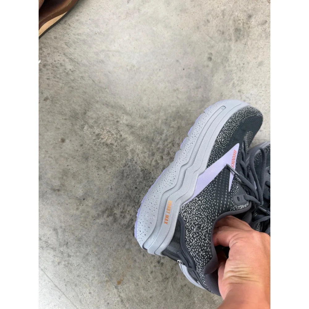 Brooks Ghost Max Women Running Shoes Gray Lavender 1204201D005 Wide D Size 9.5